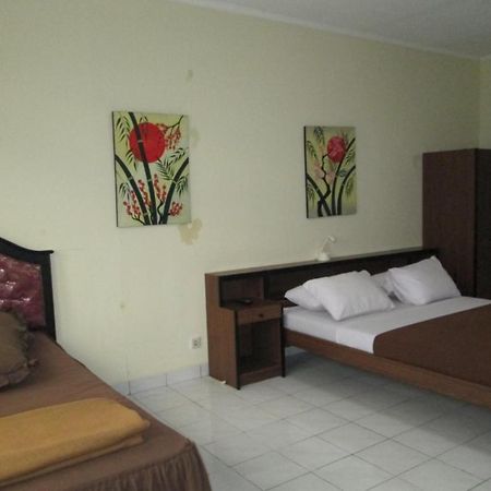 Rumah Anda Guest House By Zuzu Bandung Luaran gambar